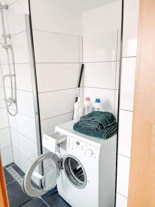 *Top*+Allgaeu*Familie*Netflix*Mit Garten & *Ps4* Kaufbeuren Buitenkant foto